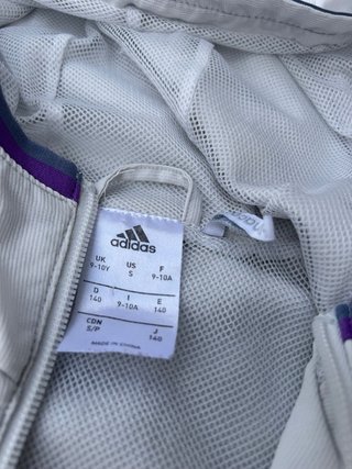 Chaqueta Real Madrid Adidas Gris y Morado