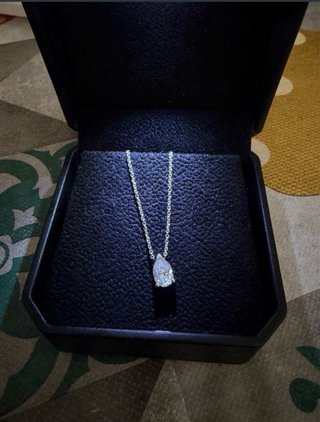 Diamante natural con certificado  oro blanco14k