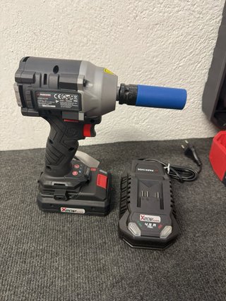 Llave de impacto Parkside 20V 600Nm