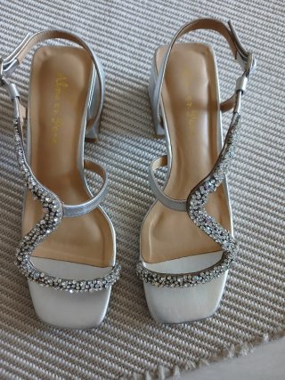 Sandalias Alma en Pena Plata Talla 38