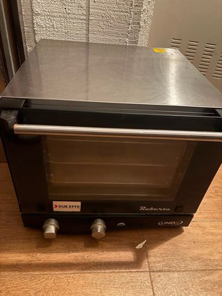 Horno profesional UNOX Roberta XF003