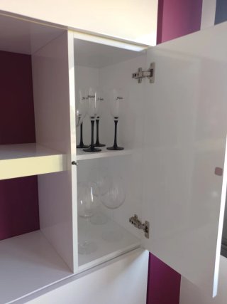 Mueble blanco lacado moderno