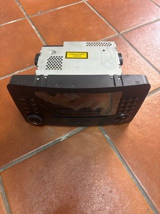 Radio Mercedes MF2510