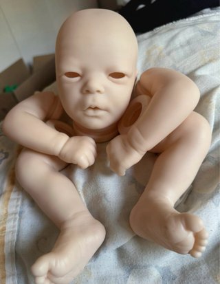 Bebé Reborn sin pintar
