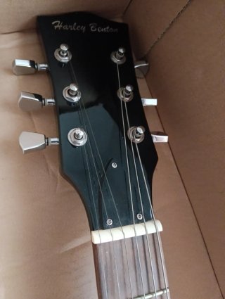 Harley Benton Les Paul HBL 400 + Cable Ernie Ball