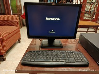 PC Lenovo Thinkcentre i3 Serie 4 8GB RAM