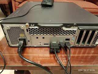 PC Lenovo Thinkcentre i3 Serie 4 8GB RAM