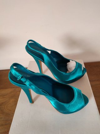 Zapatos de fiesta azul turquesa