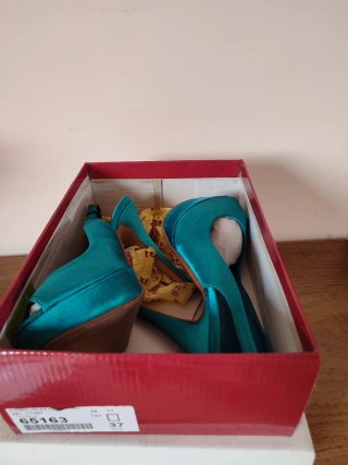 Zapatos de fiesta azul turquesa