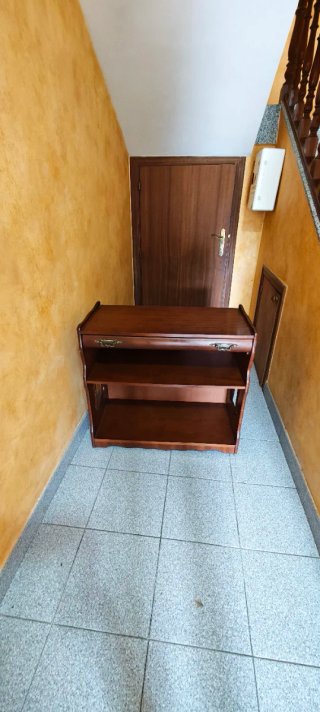 Mueble de madera para TV