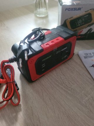 Cargador Batería Coche 12V 7A FOXSUR