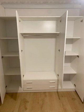 Armadi in legno