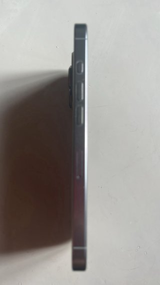 iPhone 16 Pro - Funciona perfecto