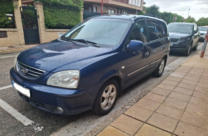 KIA Carens 2006 - foto 1