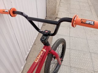 Bicicleta BMX Wipe 20 Roja