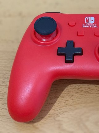 Mando Wired Controller Rojo Nintendo Switch