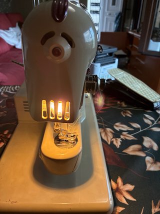 Máquina de coser Helvetia Dominator