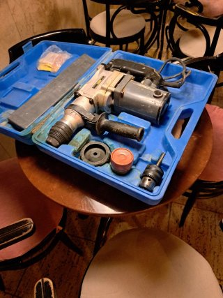Martillo perforador con maletín