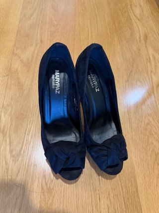 Zapatos de tacón negros talla 38