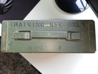 Antigua caja de munición 7.62mm