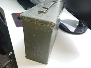 Antigua caja de munición 7.62mm
