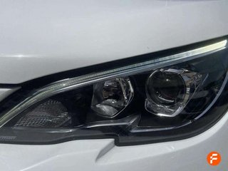 Peugeot 308 5p Allure BlueHDI 130 S&S EAT8