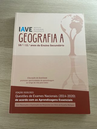 livro estudo para o exame de geografia A, do iave