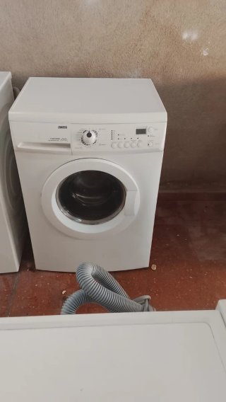 Lavadora Zanussi Blanca 7 kg watsap 604288294