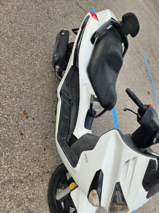 Scooter Blanco