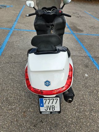 Scooter Blanco