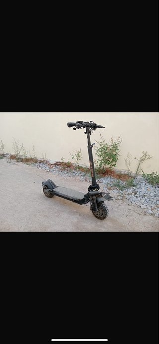 Vendo urgente por viaje Patinete eléctrico
