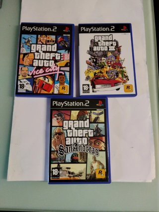 Grand Theft Auto Trilogía PS2