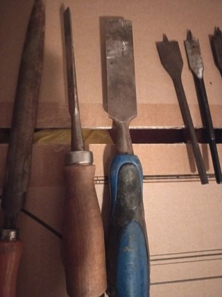 Herramientas de carpintería variadas