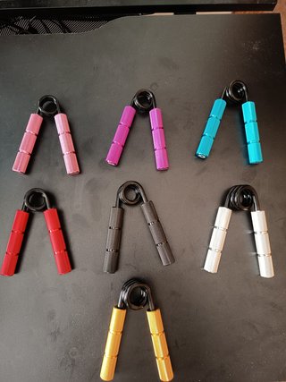 7x HandGrippers 50-350lbs.