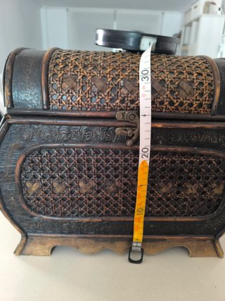 Baúl decorativo mimbre y madera