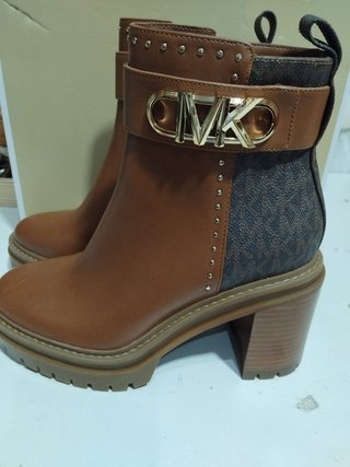 Botines Michael Kors Marrones Nuevos
