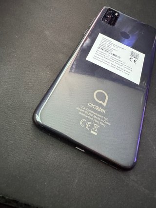 Alcatel 1S 6925D 2021 + Carregador Smartphone