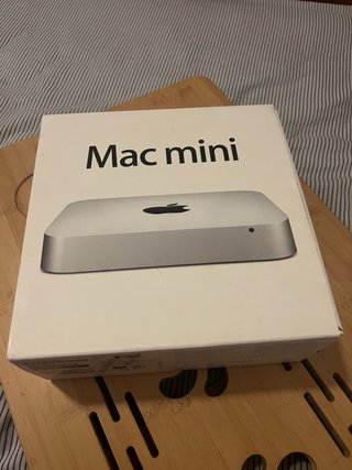 Mac mini A1347 + Caja Original + RAM Extra