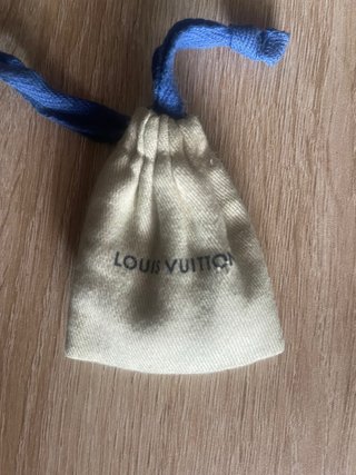 Candado Louis Vuitton con llaves