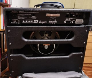 Pantalla Line 6 Bogner con Celestion V30