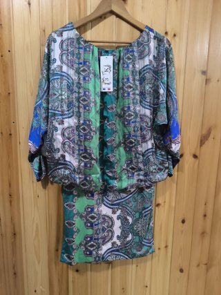 Vestido cóctel estampado multicolor
