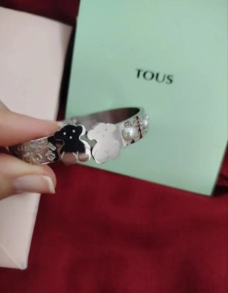 Pulsera Tous Plateada y Grabada