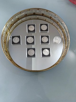 Moneda plata unidad diferentes