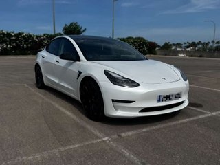 TESLA model 3