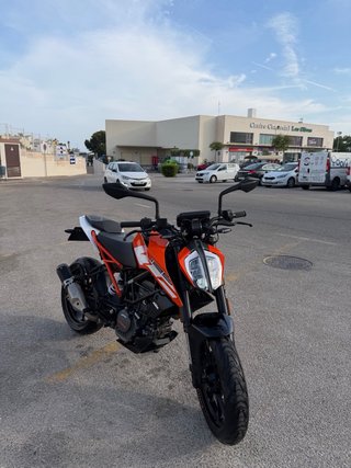 KTM Duke 125