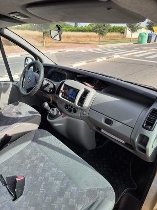 Opel Vivaro 2005 433.000k.m 2.5 cdti 9 plazas