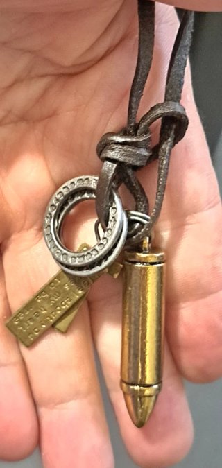 Collana uomo con 5 pendenti