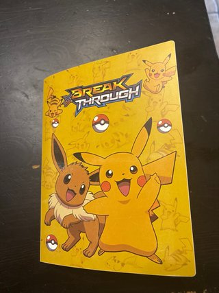 Álbum de Cartas Pokémon con 240 cartas