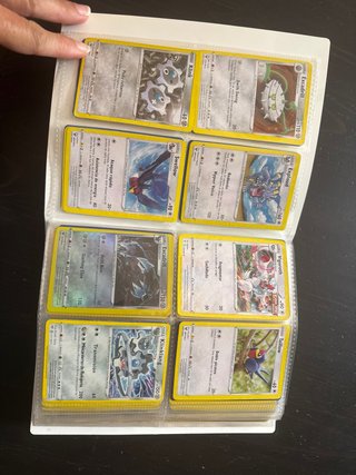 Álbum de Cartas Pokémon con 240 cartas