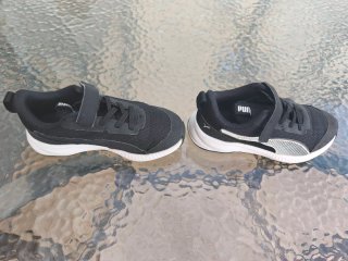 Zapatillas Puma niño negras
